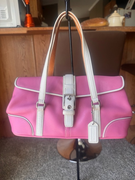 Coach Handbags - Coach Y2K pink hamptons Leather satchel Bag with White Trim